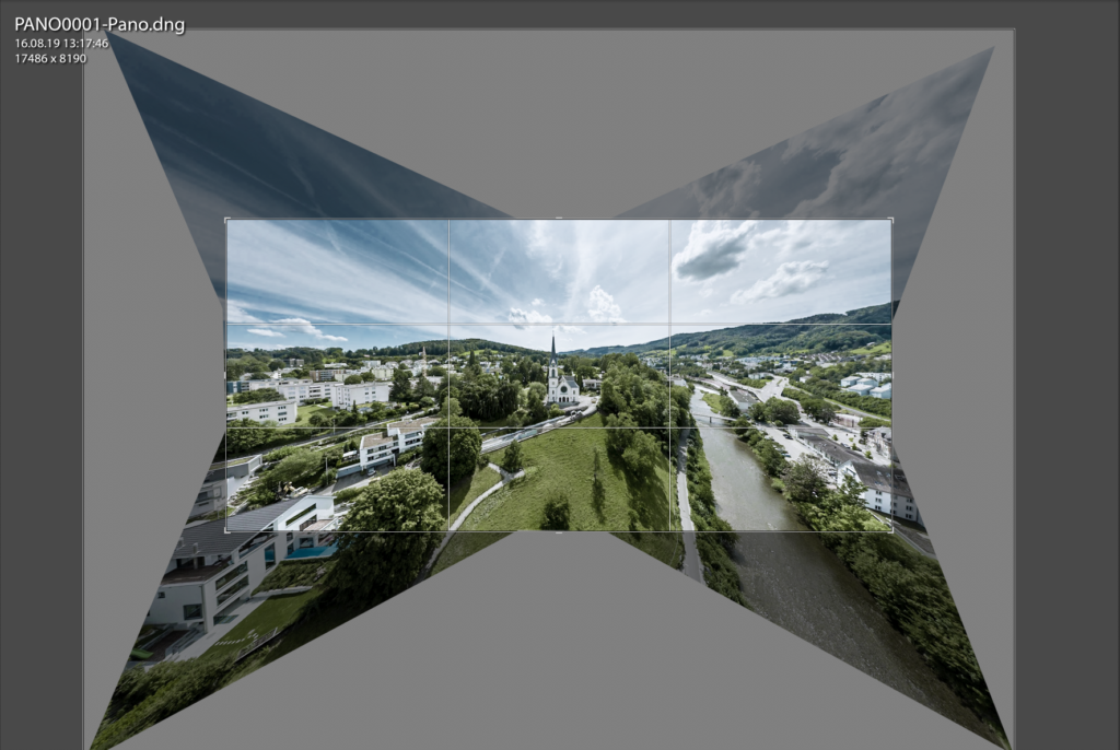 Horizontales Breitbild-Panorama Mavic Pro 2, auf Sichtfläche beschnitten